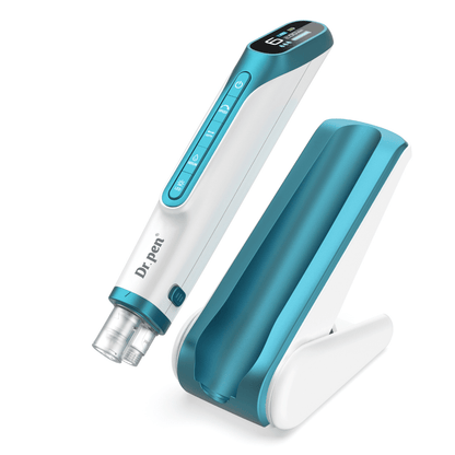 Dr. Pen H6 microneedling pero z digitalnim zaslonom in priloženim stojalom.