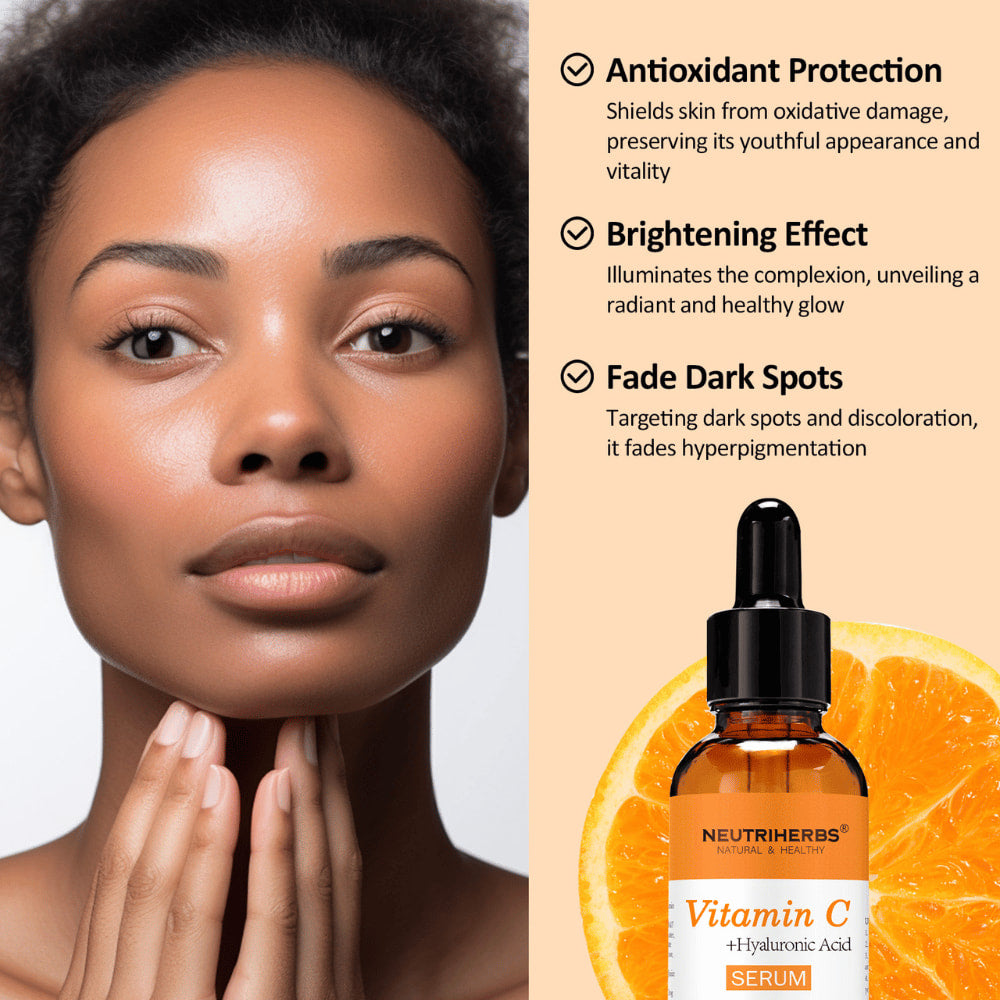 Ženska z enakomerno in sijočo kožo skupaj z Neutriherbs Vitamin C + Hyaluronic Acid Serum 30 ml. Serum z vitaminom C in hialuronsko kislino, ki pomaga zaščititi kožo pred prostimi radikali, povečati sijaj in zmanjšati vidnost pigmentnih madežev.